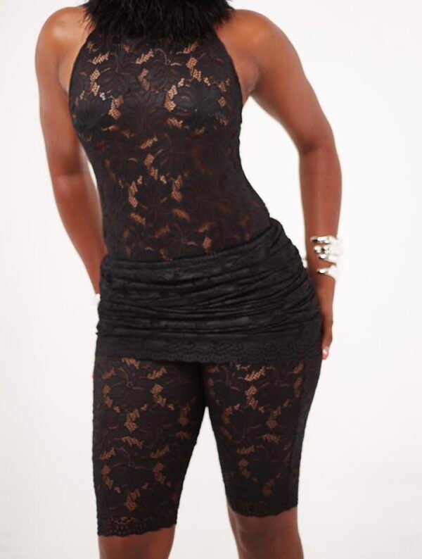 Cosmic Capri short